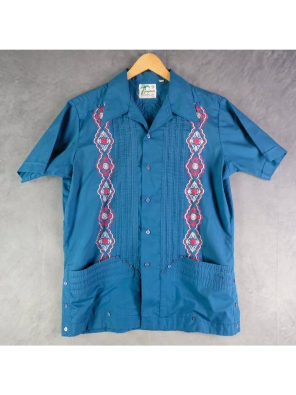 Guayabera Shirt Men's XL Blue Embroidered 4 Pocket Vintage Cuban Spear Point